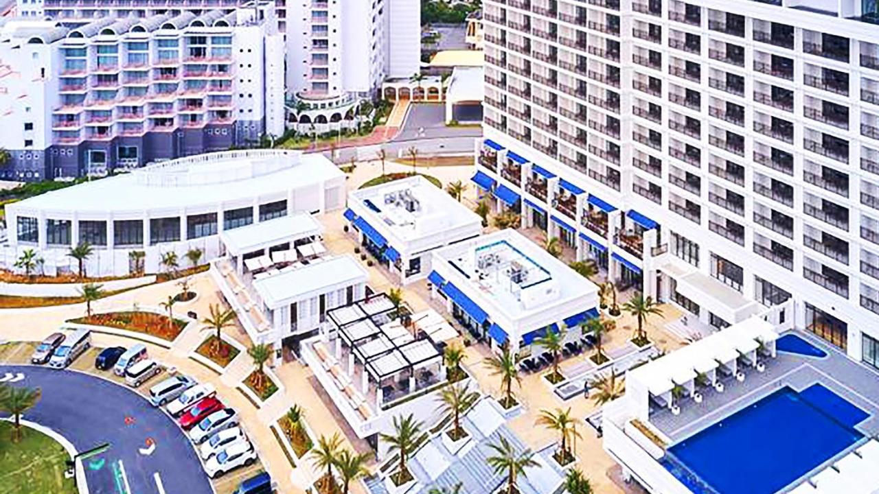 La Ohana～瀬底島～（2022年open） Okinawa ภายนอก รูปภาพ