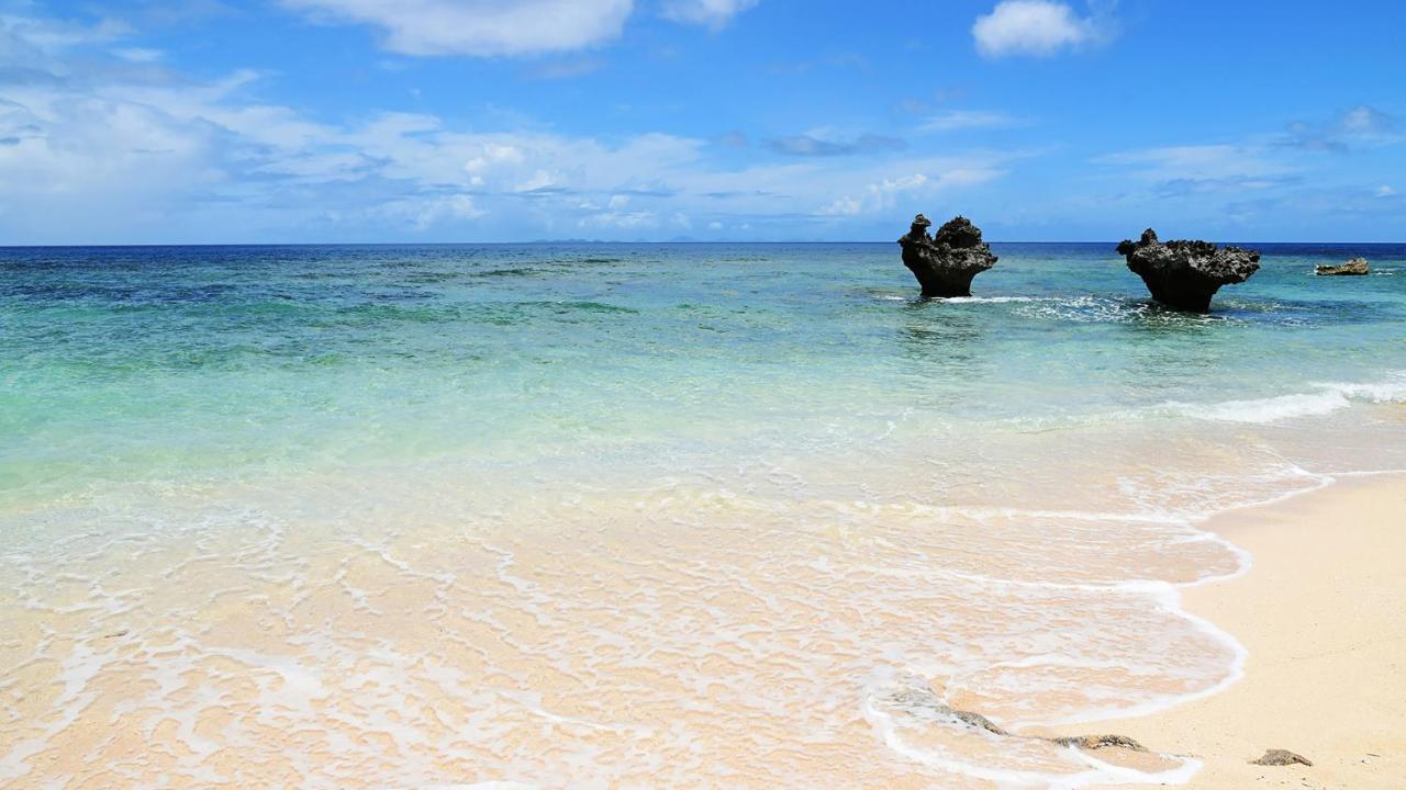 La Ohana～瀬底島～（2022年open） Okinawa ภายนอก รูปภาพ