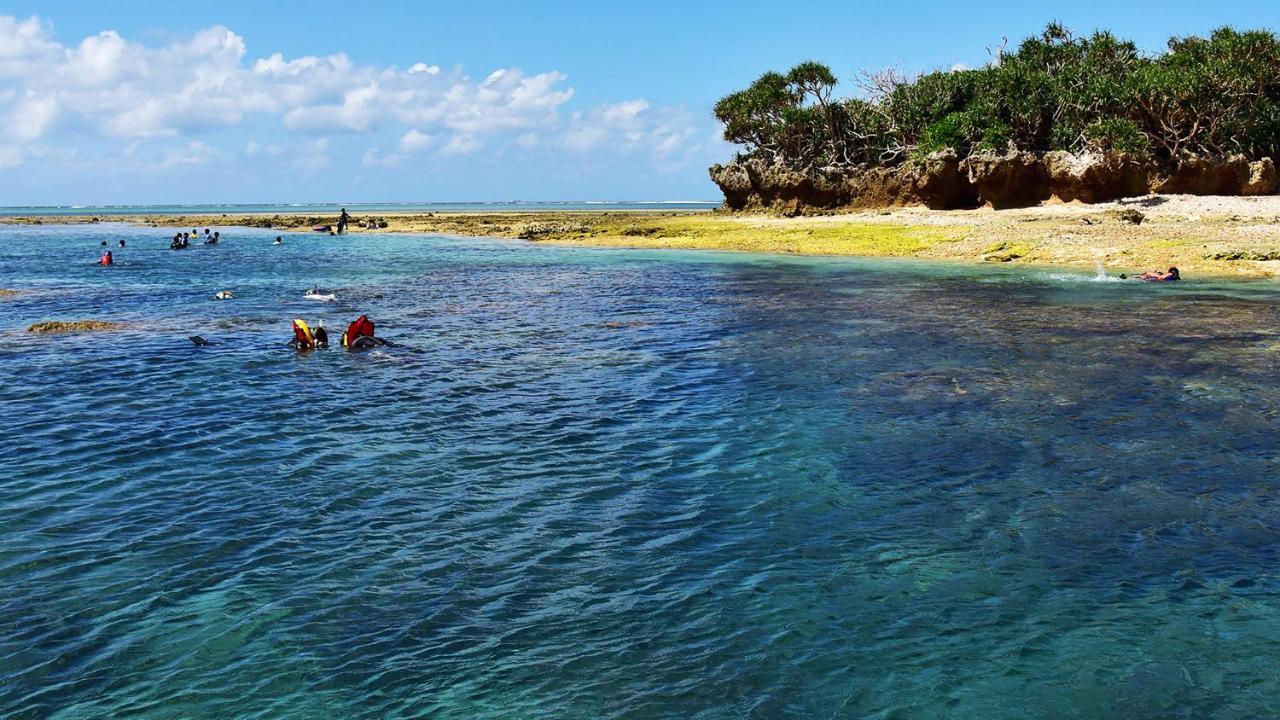 La Ohana～瀬底島～（2022年open） Okinawa ภายนอก รูปภาพ